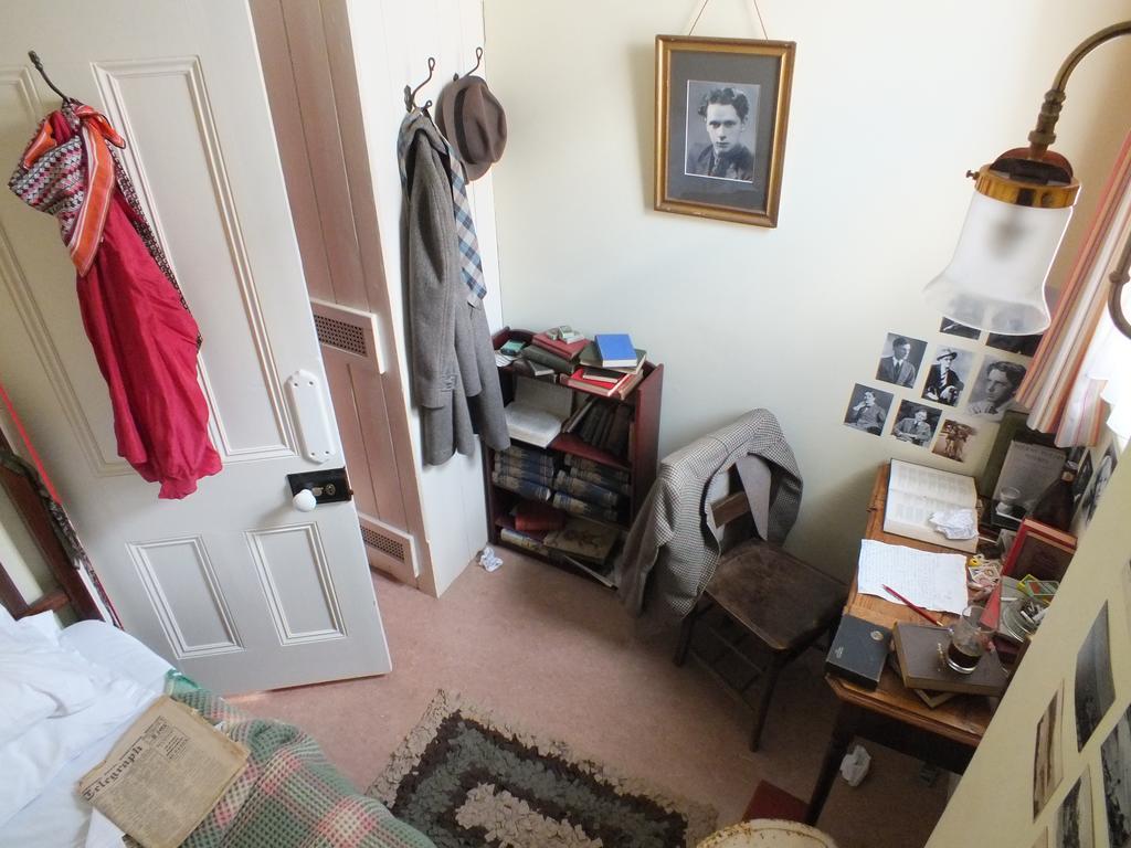 Dylan Thomas House Country house *